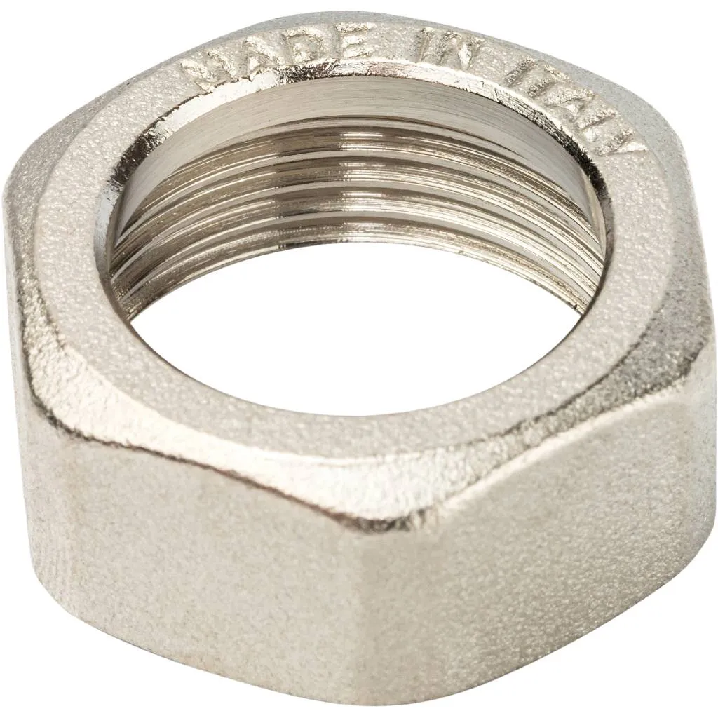 Кран регулирующий угловой для пластиковых труб LUXOR easy RS 112 1/2