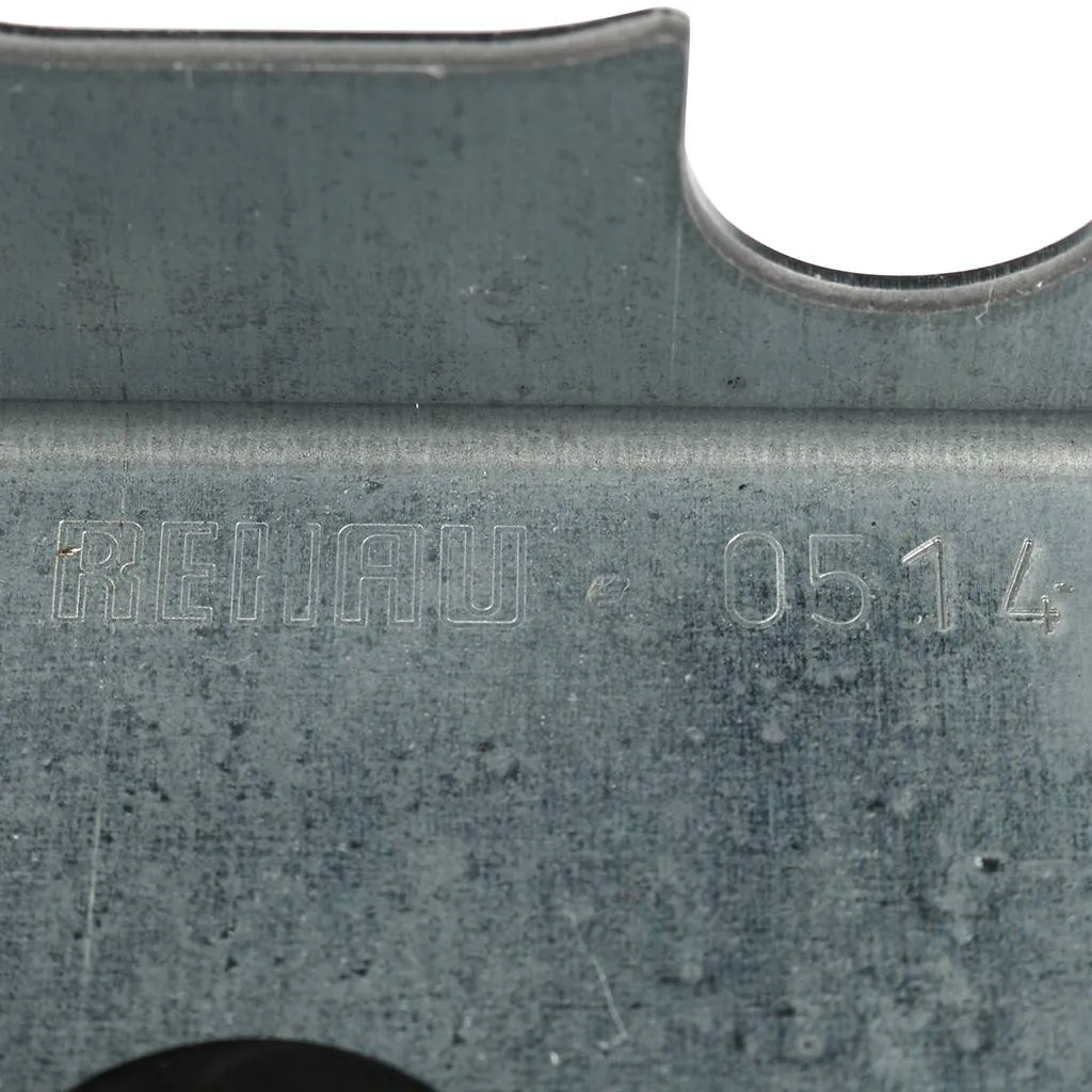 REHAU RAUTITAN Фиксирующая скоба для присоединительных трубок