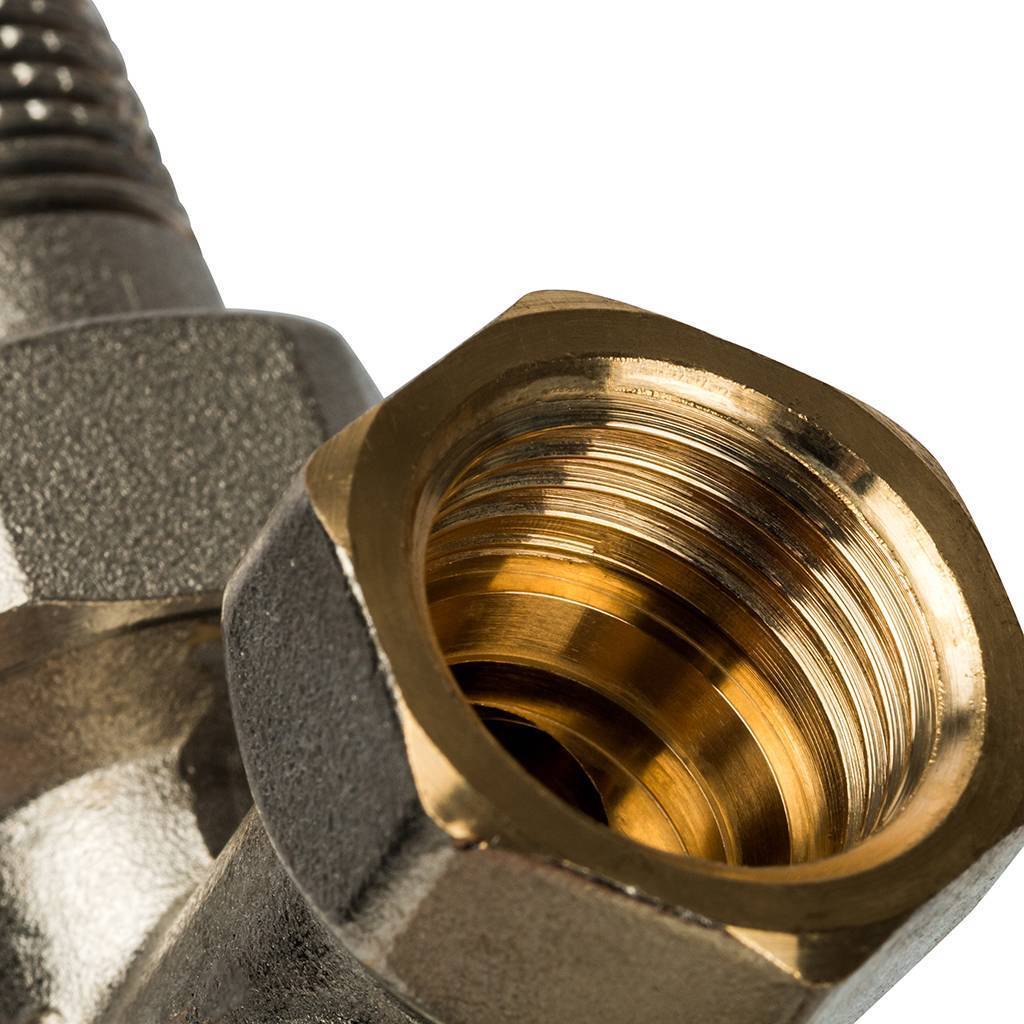 Радиаторный вентиль под термостатическую головку LUXOR M 332, 13222100