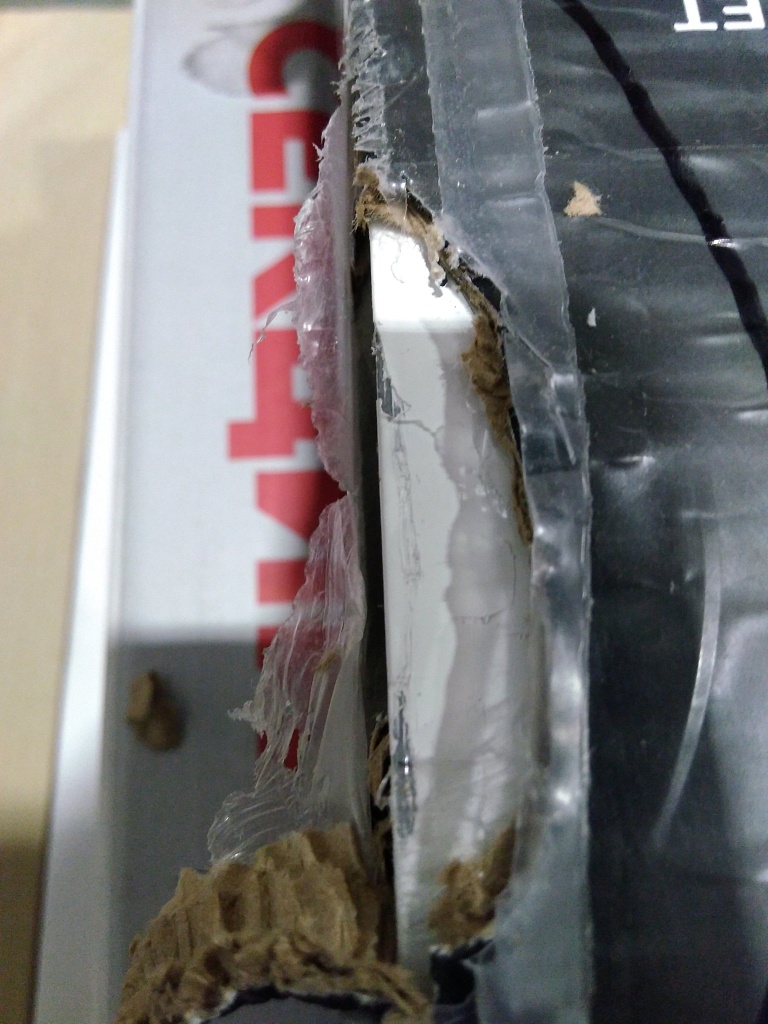 Уцененный товар (нарушена упаковка, потертость на ламели крайней секции): Радиатор биметаллический RIFAR MONOLIT 500 10 секций боковое подключение (белый RAL 9016), 3RM50-10