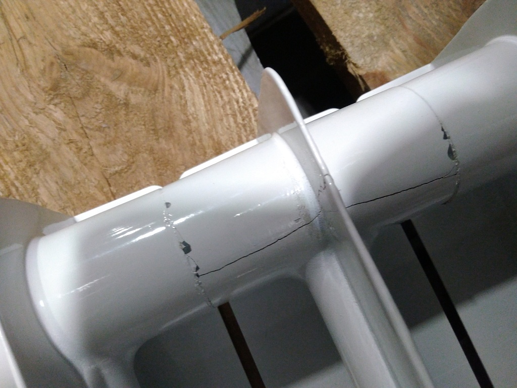 Уцененный товар (трещина на коллекторе): Радиатор биметаллический ROMMER Profi BM 500 6 секции боковое подключение (BI500-80-80-150) (RAL9016), RBM-1210-050006