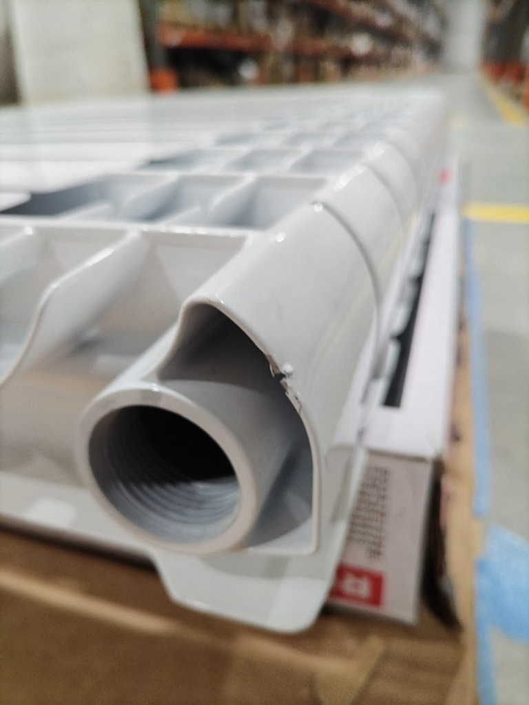 Уцененный товар (СКОЛ ЛКП / ПОВРЕЖДЕННЫЙ КОРПУС): Радиатор биметаллический ROMMER Profi BM 500 10 секции боковое подключение (BI500-80-80-150) (RAL9016), RBM-1210-050010