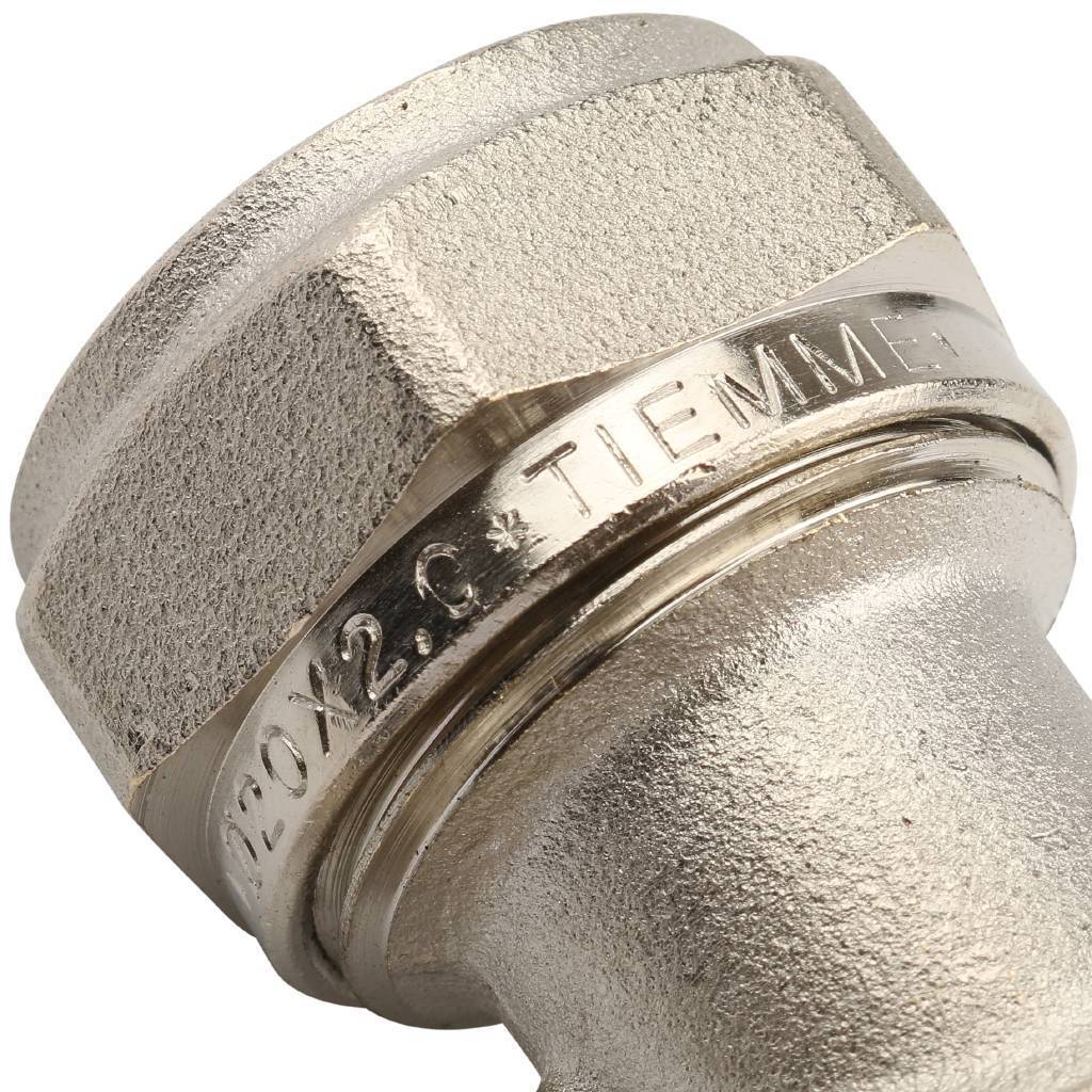 Угольник TIEMME с внутренней резьбой с креплением (20х2.0х1/2) для металлопластиковых труб винтовой, 1600027