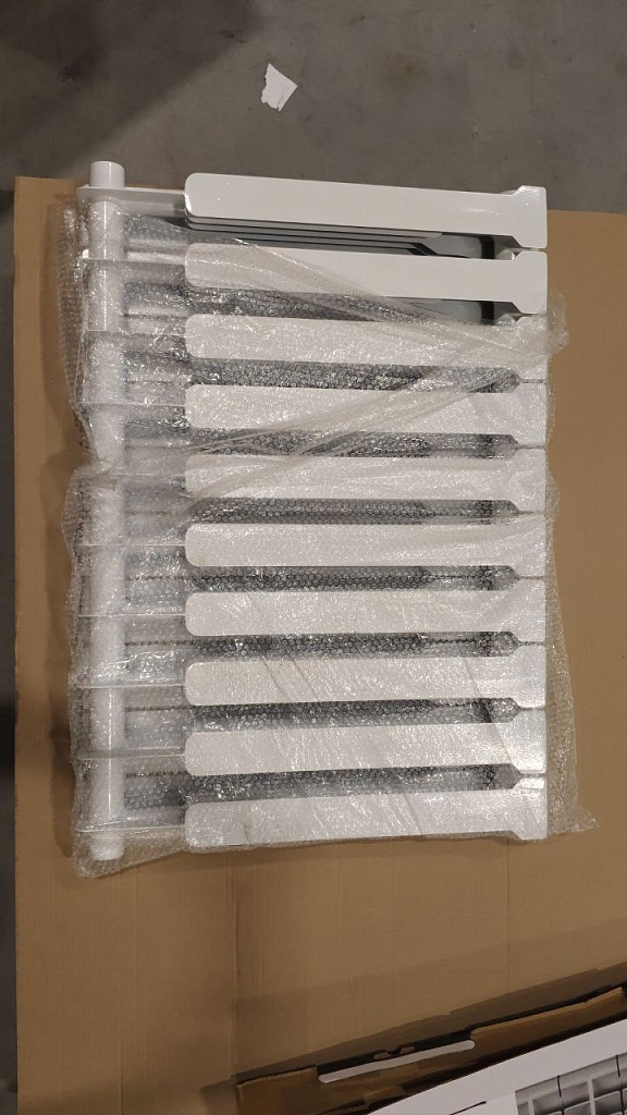 Уцененный товар (брак резьбы): Радиатор биметаллический ROMMER Profi BM 500 10 секции боковое подключение (BI500-80-80-150) (RAL9016), RBM-1210-050010