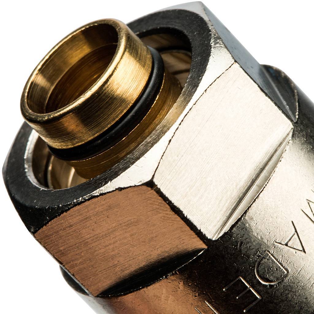 Муфта с внутр.резьбой Prandelli Multyrama (16х2,0х1/2), 103.02.51.6