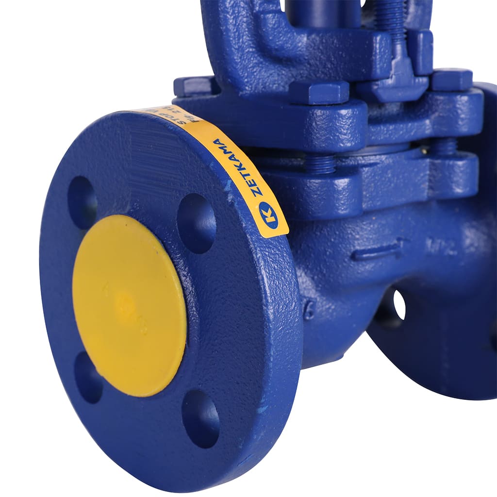 Клапан запорный ZETKAMA 215A Ду15 Ру16 фланцевый из чугуна, 215A015C00