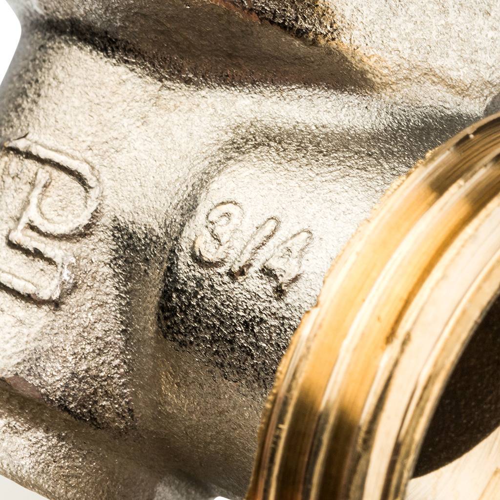 Кран регулирующий угловой для стальных труб LUXOR easy RS 102 3/4, 11022700