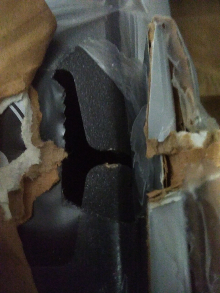 Уцененный товар (нарушена упаковка, царапина на ламелях): Радиатор биметаллический RIFAR SUPReMO VENTIL 500 SVR 10 секций нижнее правое подключение (Цвет АНТРАЦИТ), 4RS50.VR-10-AN