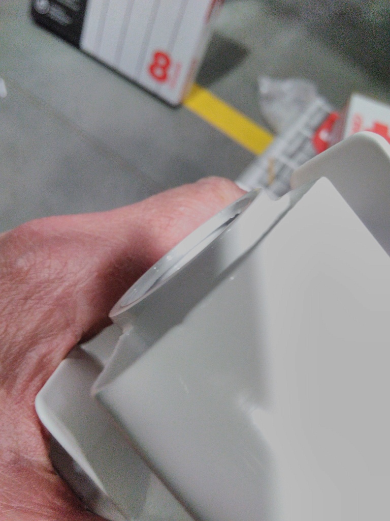 Уцененный товар (зав. брак литья на крайней секции): Радиатор алюминиевый ROMMER Optima 500 4 секций боковое подключение (RAL9016), RAL-0210-050004