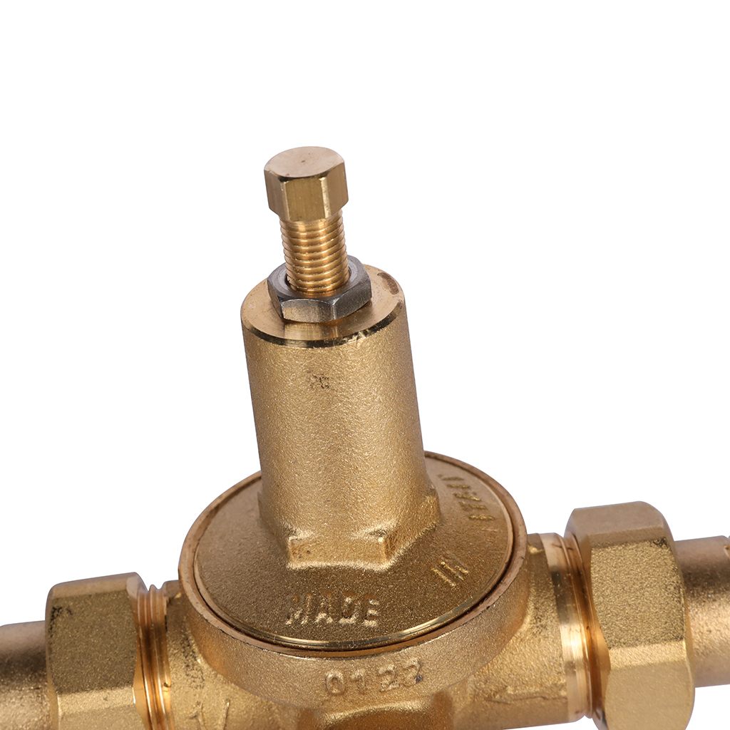 Система автоматической подачи воды STOUT 1/2 НР/НР с обратным клапаном и фильтром 0524.115