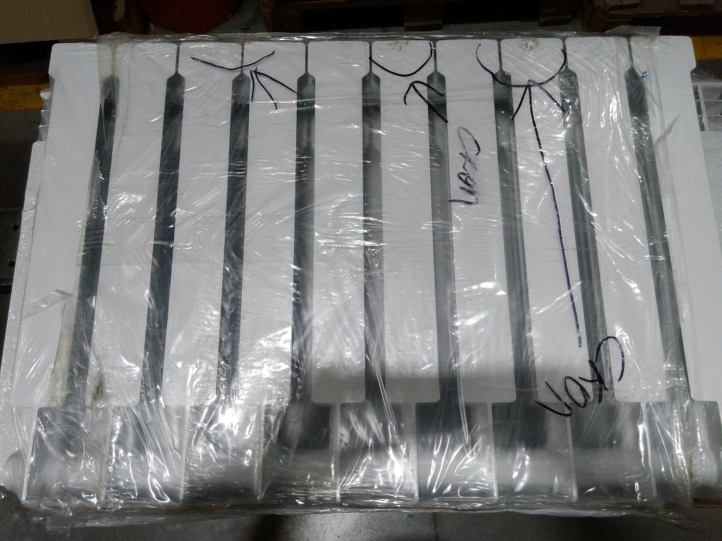 Уцененный товар (царапины, сколы, нарушена упаковка): Радиатор биметаллический STOUT VEGA 500 10 секций боковое подключение (белый RAL 9016), SRB-1310-050010