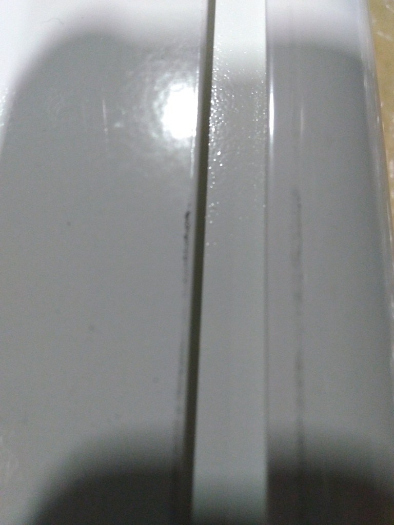 Уцененный товар (потертости): Радиатор алюминиевый STOUT Sebino 1800 4 секции универсальное подключение (белый ), SRA-1120-180004