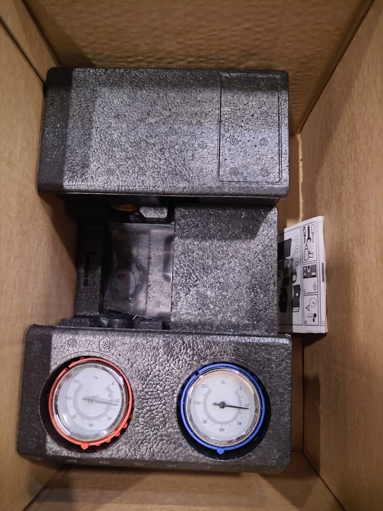 Уцененный товар (Нетоварный вид упаковки, отсутствует смесительный клапан): Насосная группа STOUT SDG-0002 с термостатическим смесительным клапаном 3/4 без насоса, SDG-0002-002001