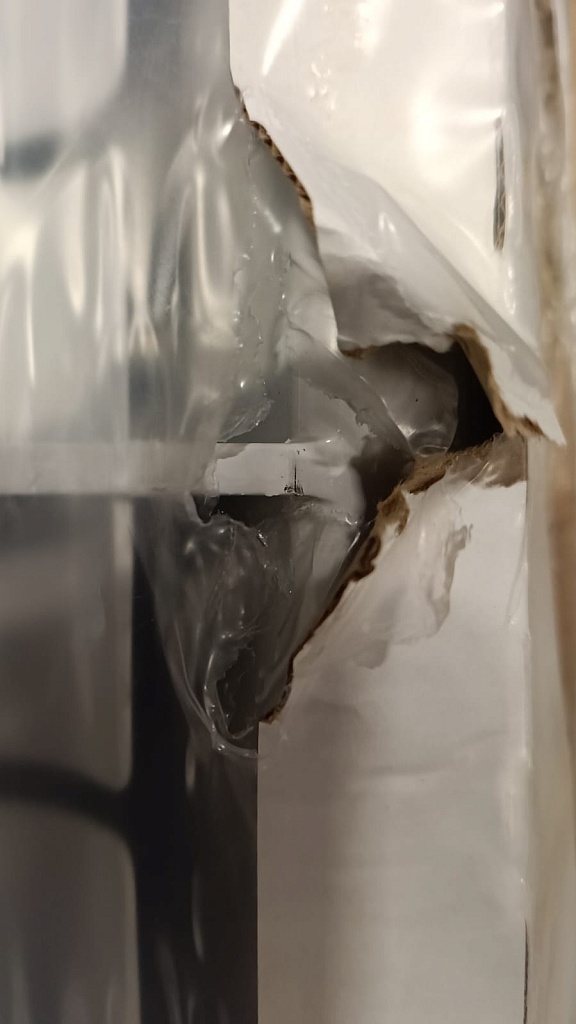 Уцененный товар (ПОВРЕЖДЕНИЕ СЕКЦИИ): Радиатор биметаллический STOUT ALPHA 500 6 секций боковое подключение (белый RAL 9016), SRB-2310-050006