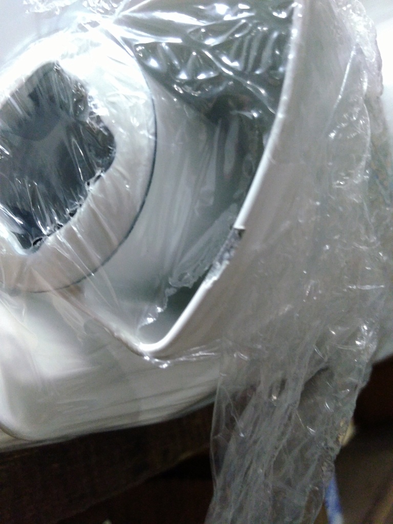 Уцененный товар (нетоварный вид упаковки, скол краски в верхнеих частях крайних секций): Радиатор биметаллический Global STYLE PLUS 350 10 секций боковое подключение (белый RAL 9010), STP03501010