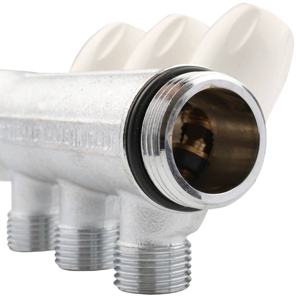 Коллектор с регулировочными вентилями TIEMME 1 х1/2 на 3 выхода (хром.)