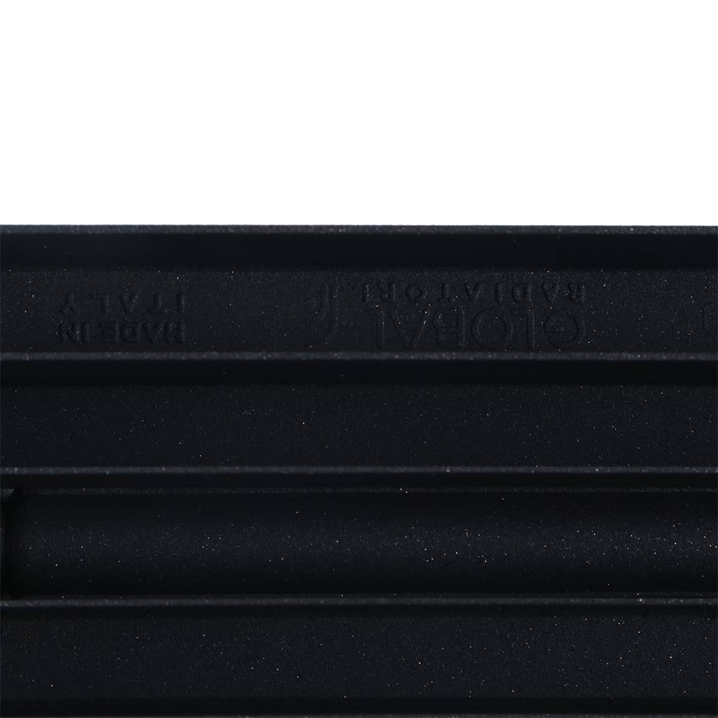 Радиатор биметаллический Global STYLE PLUS 500 4 секции боковое подключение (цвет cod.07 grigio scuro opaco mettalizzato 2748 (черный)), 155264