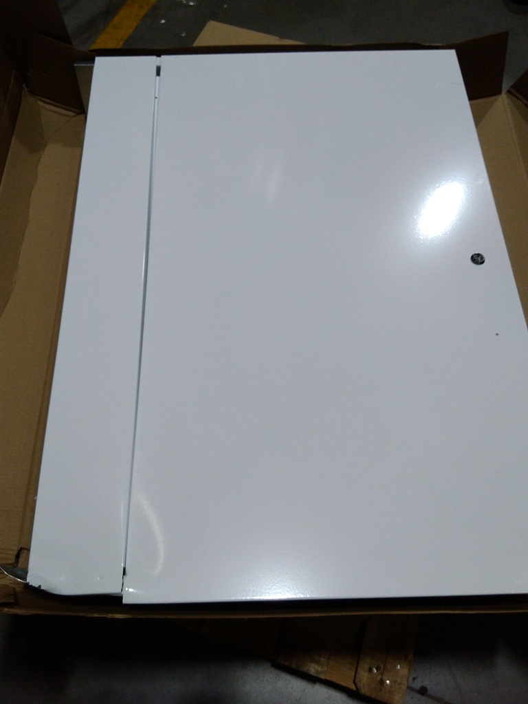 Уцененный товар (вмятина на нижней части ): Шкаф распределительный встроенный STOUT 11-12 выходов (ШРВ-4) 670х125х896