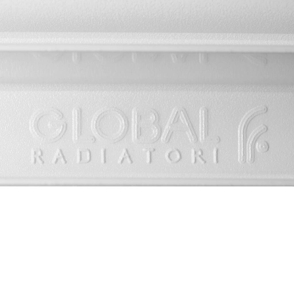 Радиатор биметаллический Global STYLE EXTRA 500 12 секций боковое подключение (белый RAL 9010)