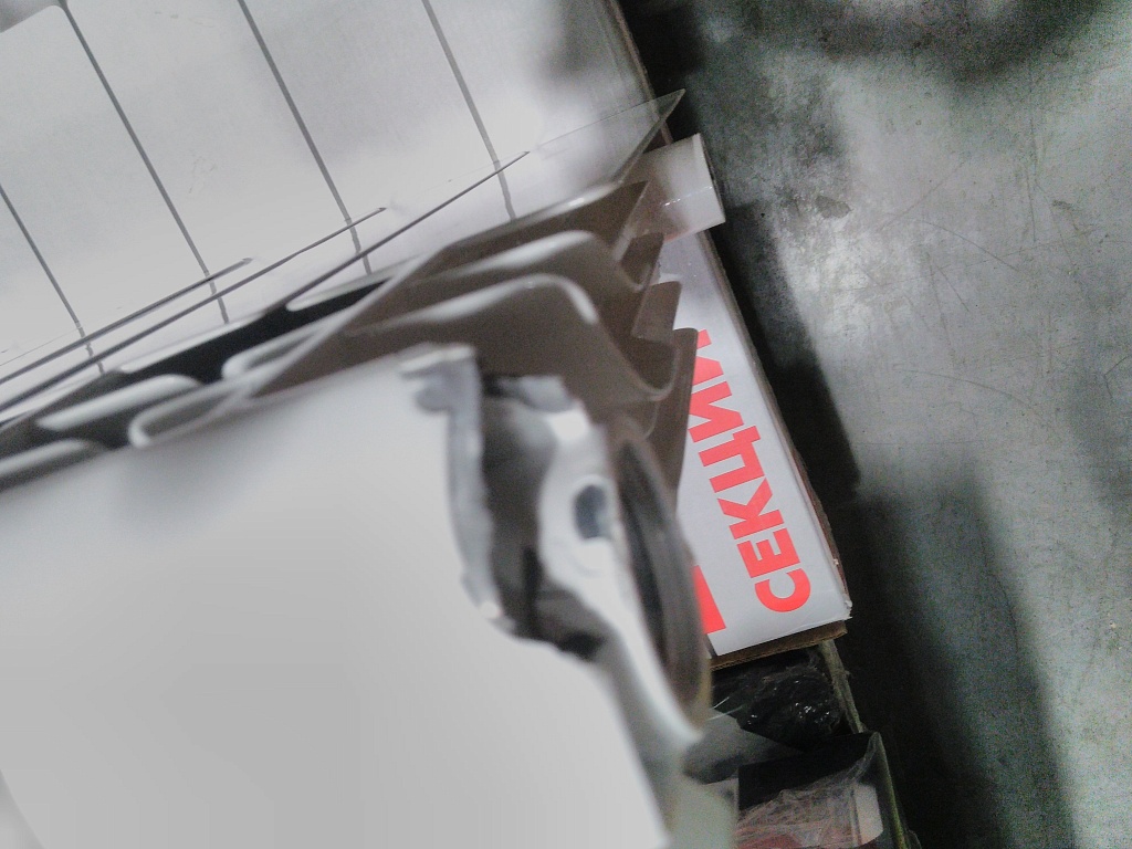 Уцененный товар (повыреждения крайних секций): Радиатор биметаллический ROMMER Profi BM 350 12 секций боковое подключение (BI350-80-80-130) (RAL9016), RBM-1210-035012