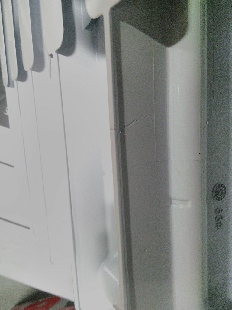 Уцененный товар (зав. брак литья): Радиатор биметаллический ROMMER Optima BM 500 6 секций боковое подключение (RAL9016), RBM-0210-050006