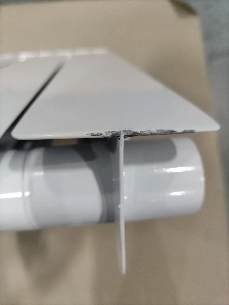 Уцененный товар (ОТКОЛОТЫЙ КОРПУС / СКОЛЫ ЛКП): Радиатор биметаллический ROMMER Profi BM 500 10 секции боковое подключение (BI500-80-80-150) (RAL9016), RBM-1210-050010