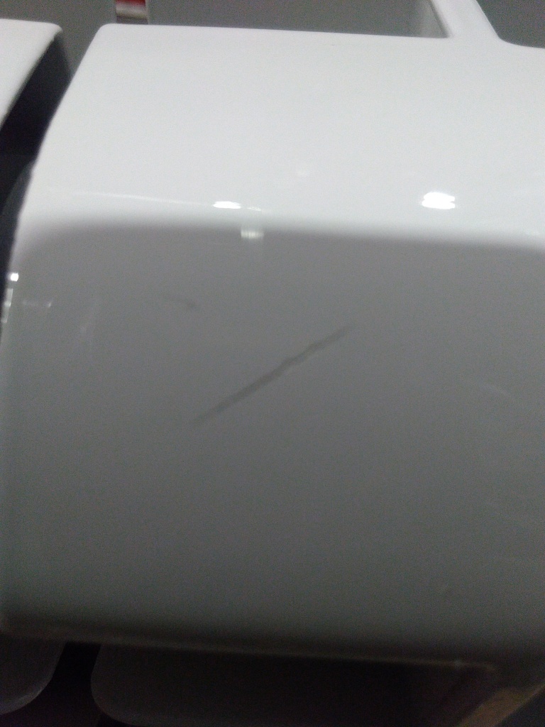 Уцененный товар (вмятина в верхней части крайней секции, сколы ламелей): Радиатор биметаллический ROMMER Profi BM 500 6 секции боковое подключение (BI500-80-80-150) (RAL9016), RBM-1210-050006