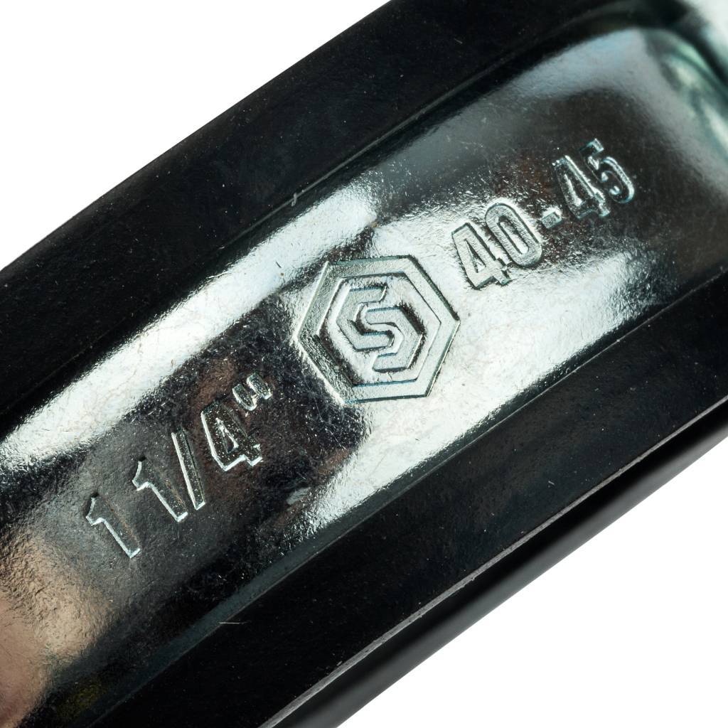 Комплект STOUT хомут+шпилька шуруп +дюбель пластиковый 1 1/4 (40-45)