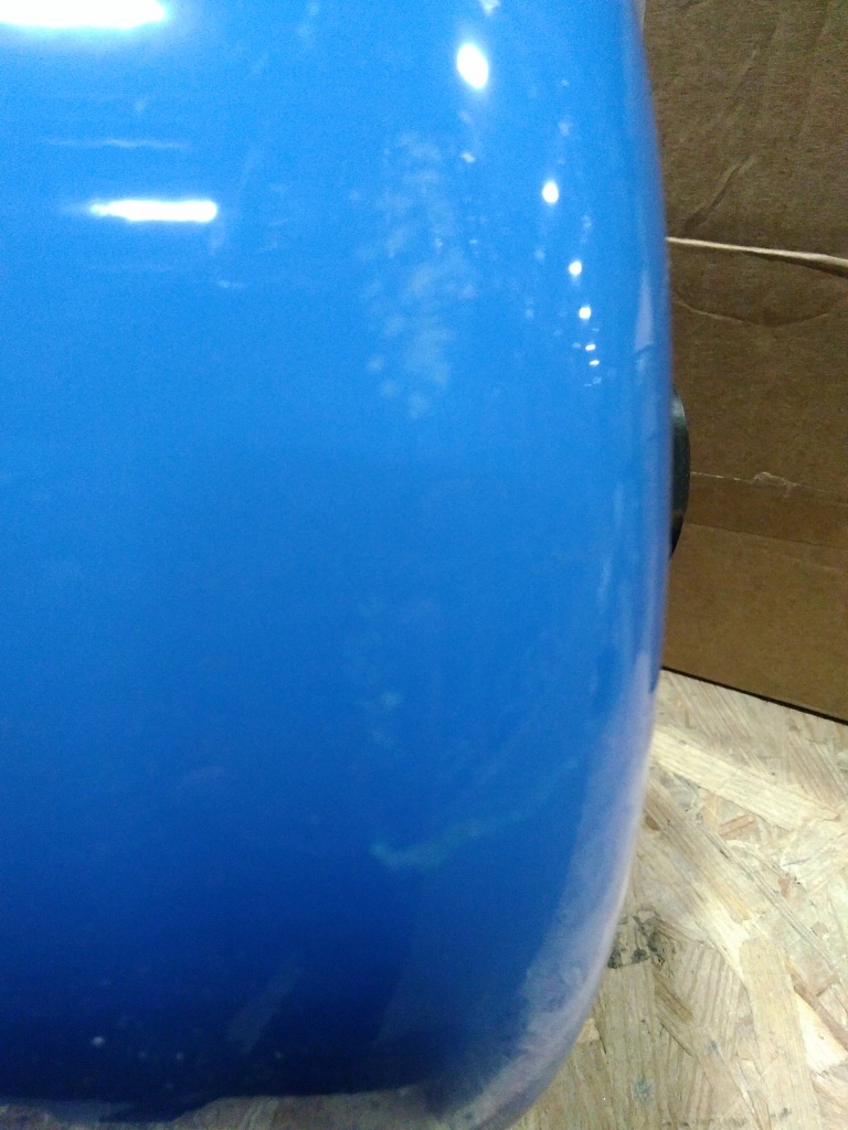 Уцененный товар (вмятина, потертости): Расширительный бак STOUT STW-0001 гидроаккумулятор 20 л. вертикальный (цвет синий), STW-0001-000020