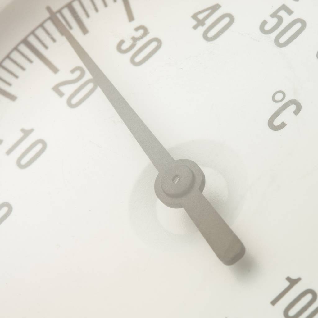 Термометр биметаллический WATTS с погружной гильзой 80 мм штуцер 50 мм