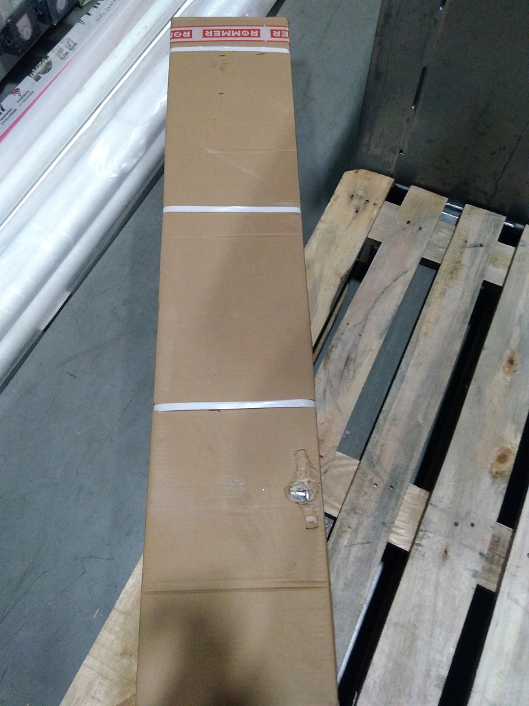 Уцененный товар (вмятина): Внутрипольный конвектор ROMMER RCN1-1000 80х200х2400 (Решётка роликовая, анодированный алюминий) универсальное подключение, RCN1-1000-0820240