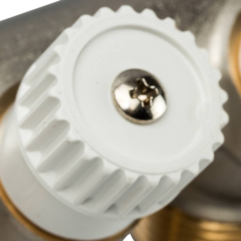 3-х ходовой коллектор LUXOR с перекрывающими кранами CP 453