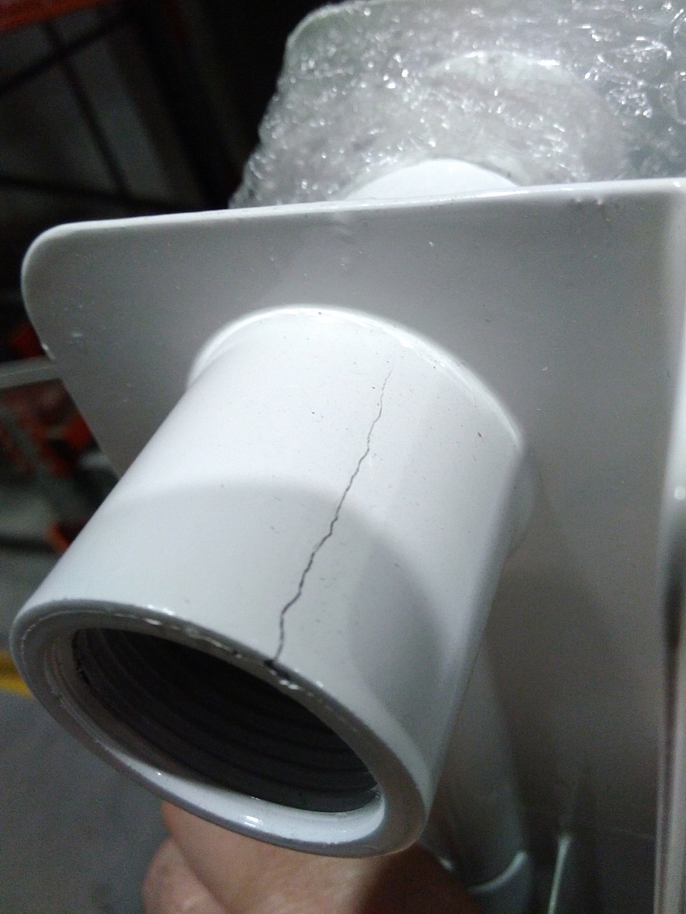 Уцененный товар (трещина на коллекторе): Радиатор биметаллический ROMMER Profi BM 500 6 секции боковое подключение (BI500-80-80-150) (RAL9016), RBM-1210-050006