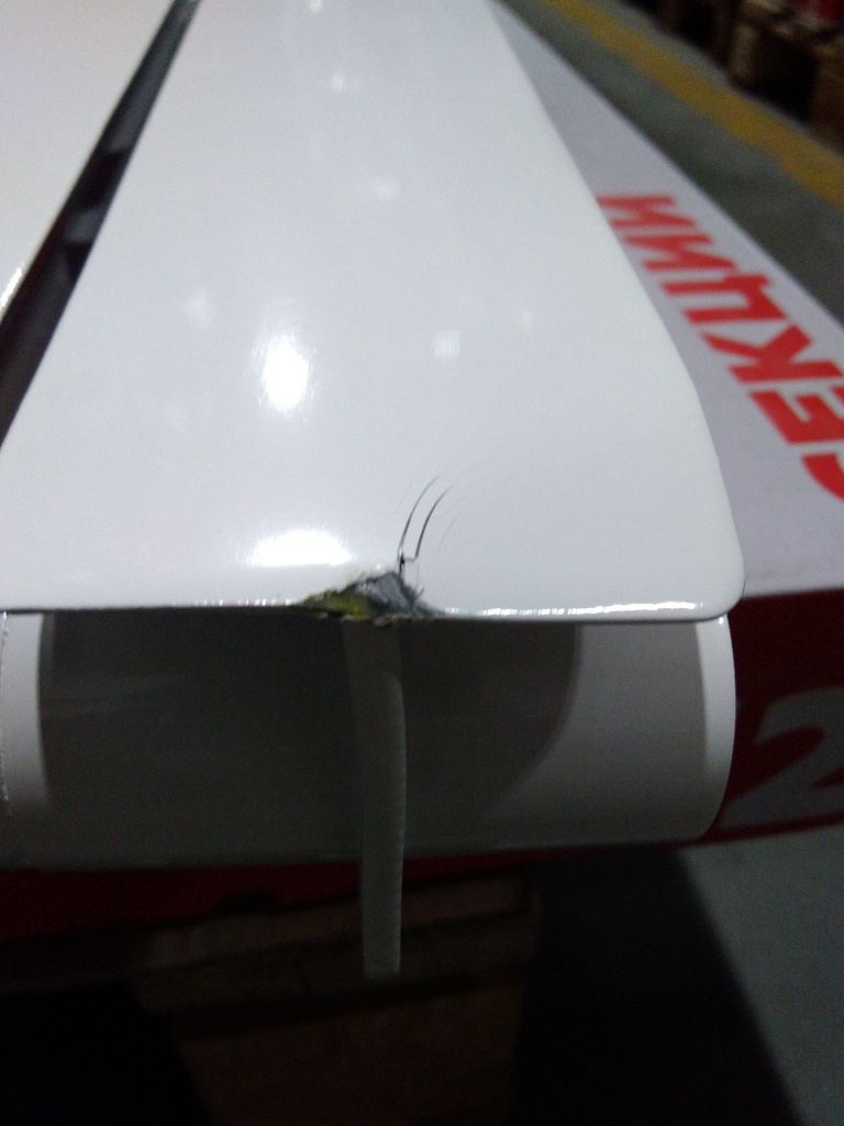 Уцененный товар (повреждение крайней секции): Радиатор биметаллический ROMMER Optima BM 500 8 секций боковое подключение (RAL9016)