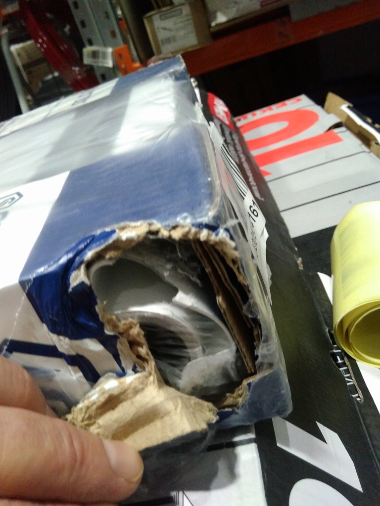 Уцененный товар (нарушена упаковка, скол в верхней части крайней секции): Радиатор биметаллический STOUT ALPHA 500 4 секций боковое подключение (белый RAL 9016), SRB-2310-050004