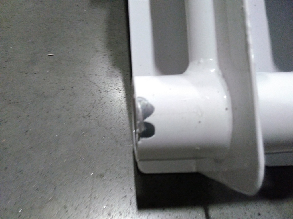 Уцененный товар (скол краски, нарушена упаковка, трещины на ламелях): Радиатор биметаллический ROMMER Profi BM 500 8 секции боковое подключение (BI500-80-80-150) (RAL9016), RBM-1210-050008