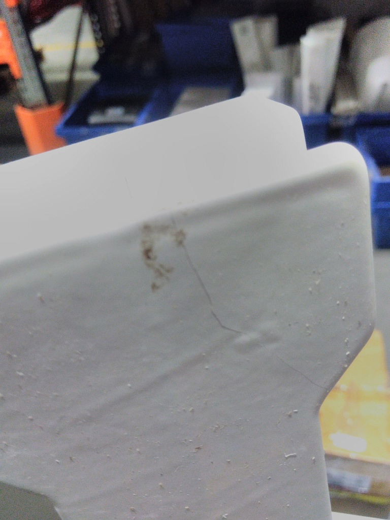 Уцененный товар (трещина на ламели крайней секции): Радиатор алюминиевый ROMMER Profi 500 6 секции (AL500-80-80-100) (RAL9016), RAL-1210-050006