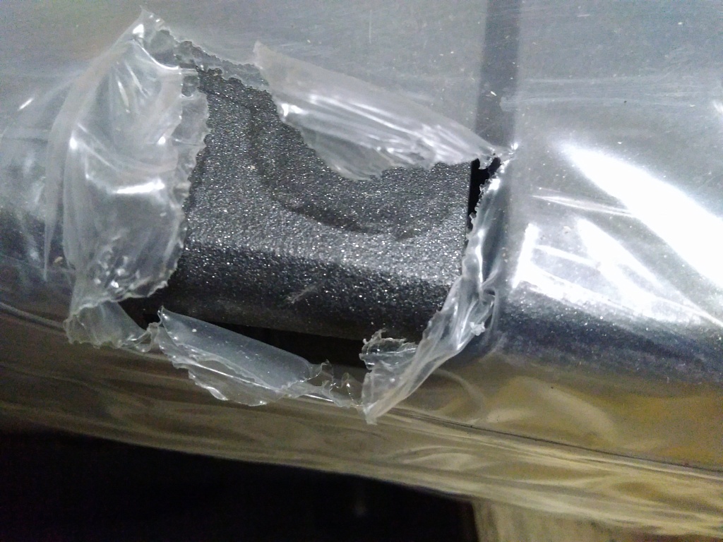 Уцененный товар (потертость): Радиатор биметаллический RIFAR SUPReMO VENTIL 500 SVR 12 секции нижнее правое подключение (Цвет АНТРАЦИТ), 4RS50.VR-12-AN