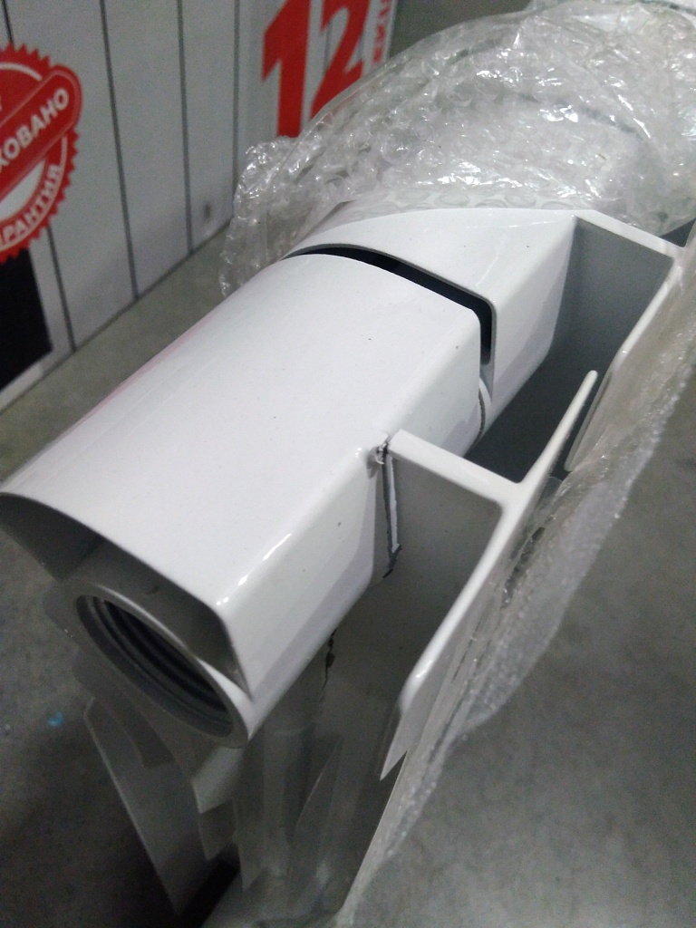 Уцененный товар (трещины на ламелиях): Радиатор биметаллический ROMMER Profi BM 350 12 секций боковое подключение (BI350-80-80-130) (RAL9016), RBM-1210-035012