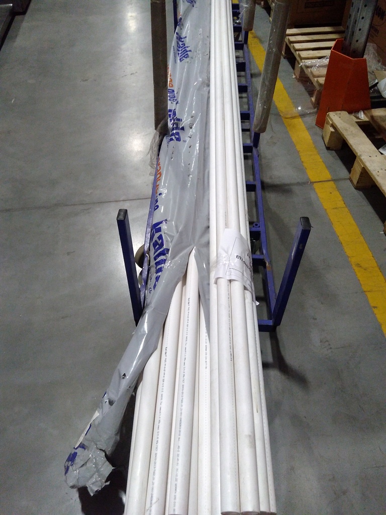 Уцененный товар (нетоварный вид): Труба полипропиленовая армированная (стекловолокно) (цвет белый) Kalde d=40х6,7 (PN 25), R.3202-tfr-400000