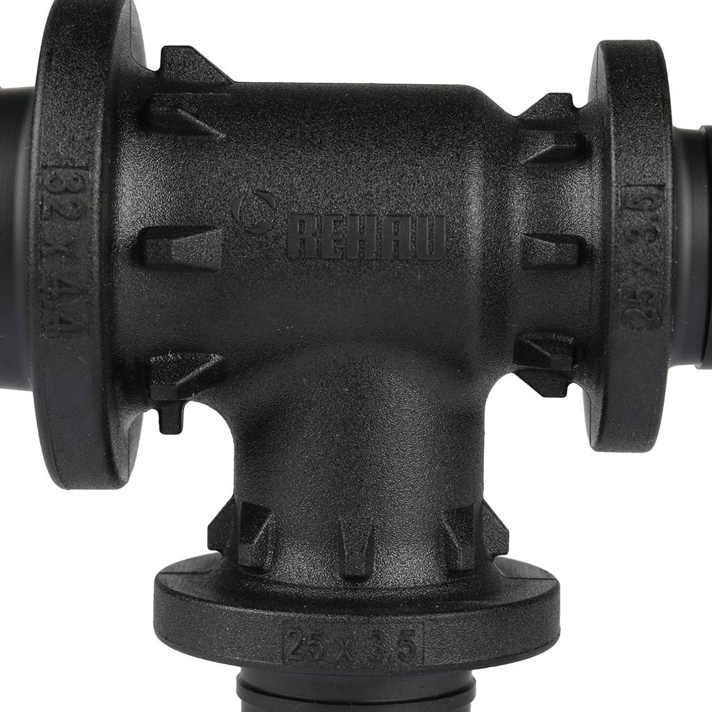 Тройник РЕХАУ RAUTITAN с уменьшенным боковым и торцевым проходом 32-25-25 PX