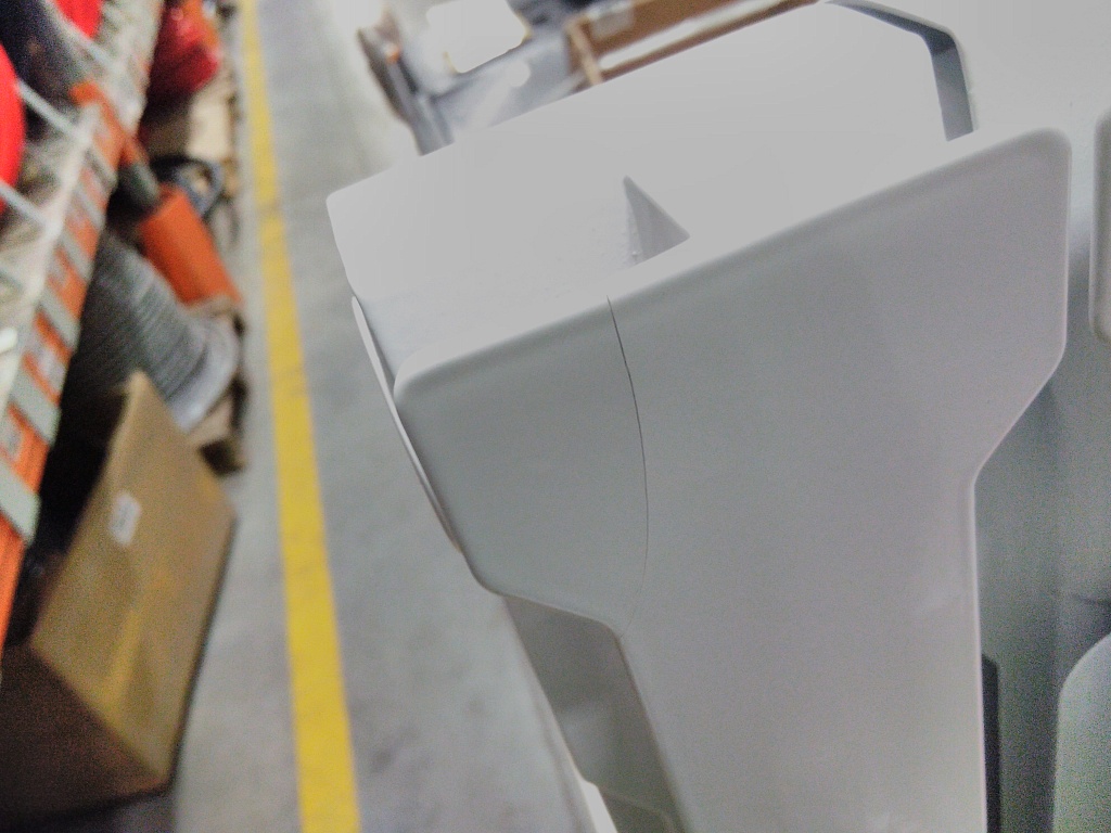 Уцененный товар (скол на ламели крайней секции, трещина на ламели крайней секции): Радиатор биметаллический ROMMER Plus BM 200 12 секций боковое подключение (RAL9016), RBM-3210-020012