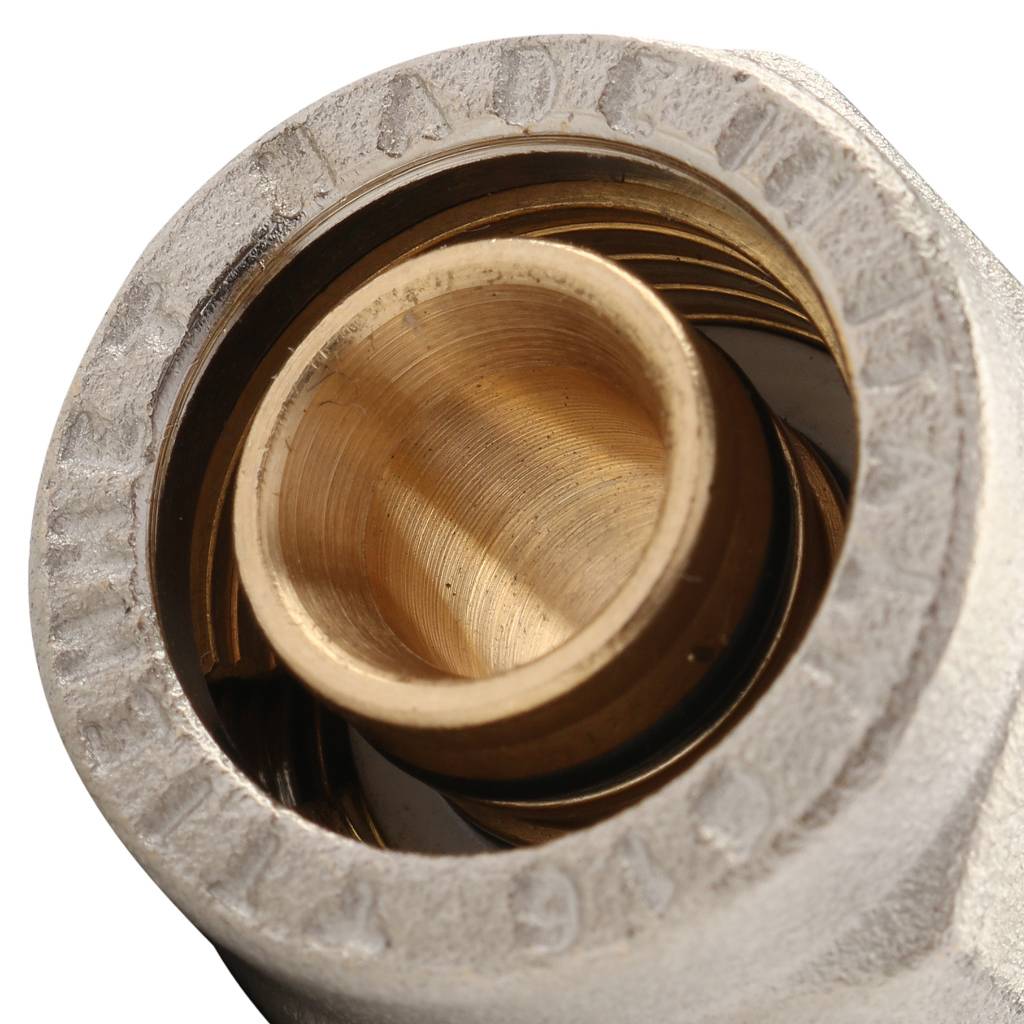 Соединитель TIEMME для металлопластиковой трубы 16*1/2, 1440001(1635N001604)