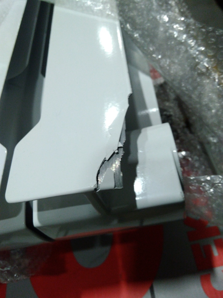 Уцененный товар (скол на ламели крайней секции): Радиатор биметаллический ROMMER Profi BM 500 4 секции боковое подключение (BI500-80-80-150) (RAL9016), RBM-1210-050004