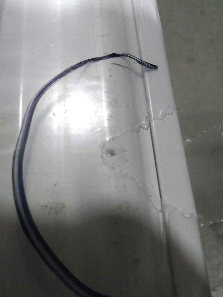 Уцененный товар (царапины, потертости): Стальной панельный радиатор Kermi Profil-V FTV 33/500/900 нижнее подключение белый RAL 9016, FTV330500901R2Y