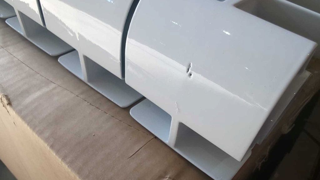 Уцененный товар (брак литья в верхней части секции): Радиатор биметаллический ROMMER Profi BM 350 10 секций боковое подключение (BI350-80-80-130) (RAL9016), RBM-1210-035010