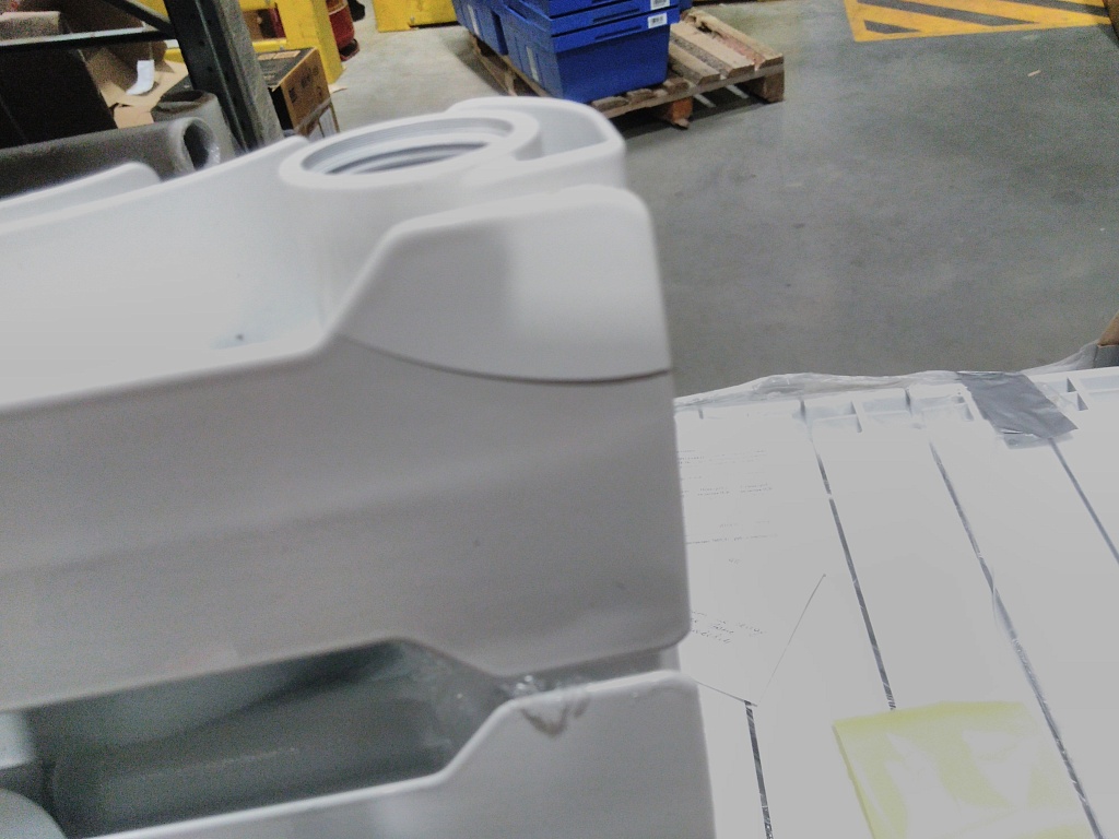 Уцененный товар (повыреждения крайних секций): Радиатор биметаллический ROMMER Profi BM 350 12 секций боковое подключение (BI350-80-80-130) (RAL9016), RBM-1210-035012