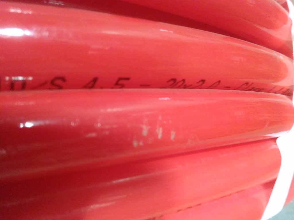 Уцененный товар (много потертостей, царапин): Труба из сшитого полиэтилена STOUT PEX 20х2, SPX-0002-002020