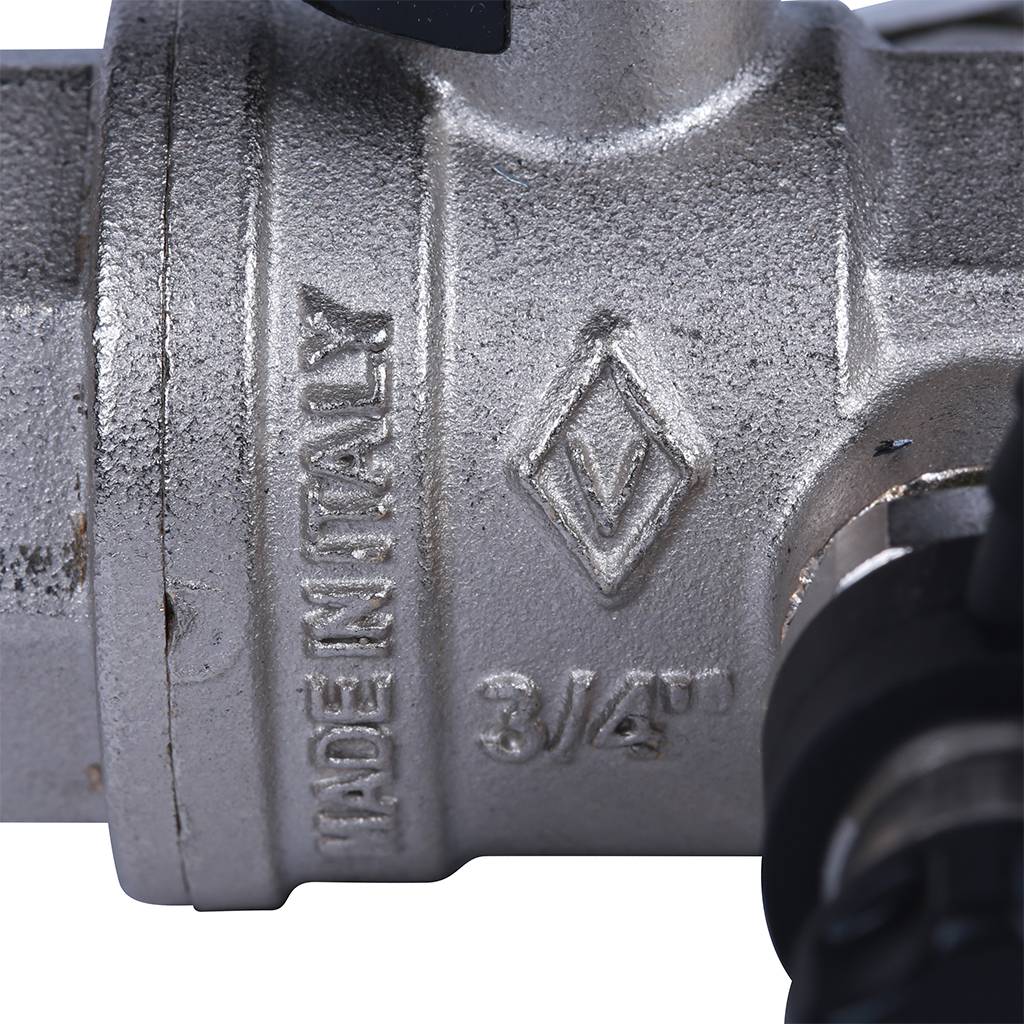 Кран шаровой BUGATTI Oregon с дренажем и воздухоотводчиком, (ручка бабочка) внут-внут резьба 3/4