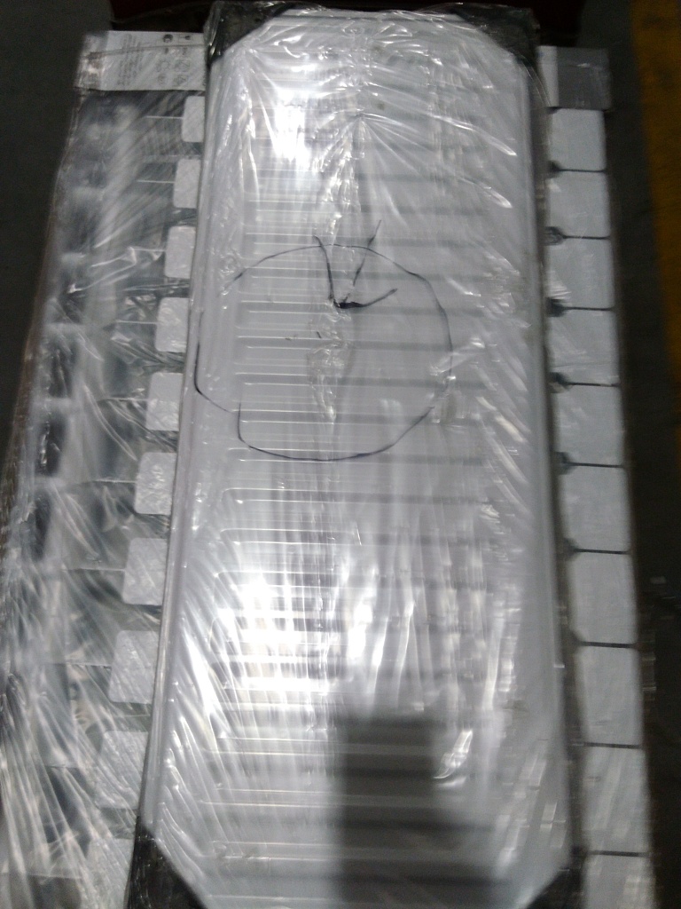 Уцененный товар (царапины, потертости): Стальной панельный радиатор ROMMER Ventil 22/300/800 нижнее правое подключение, RRS-2020-223080